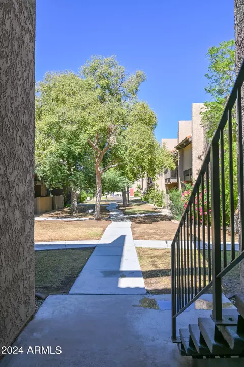 5525 E Thomas Rd #K4, Phoenix, AZ 85018 photo 17