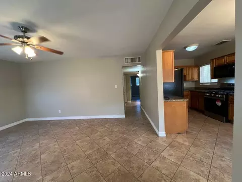 3542 Earll Dr, Phoenix, AZ 85018 photo 8