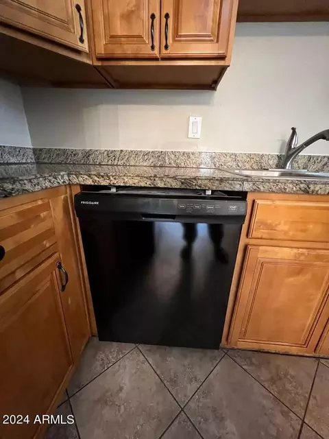 3542 Earll Dr, Phoenix, AZ 85018 photo 9