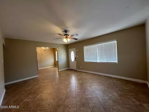 3542 Earll Dr, Phoenix, AZ 85018 photo 6