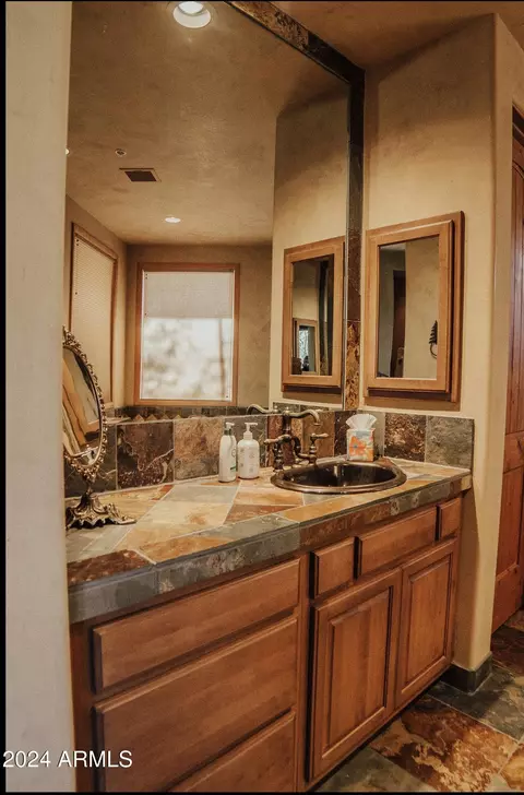 Bath - 2100 N Grapevine Dr, Payson, AZ 85541 photo 7 of 16