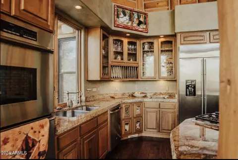 Kitchen - 2100 N Grapevine Dr, Payson, AZ 85541 photo 6 of 9