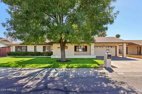 2015 W Wescott Dr, Phoenix, AZ 85027