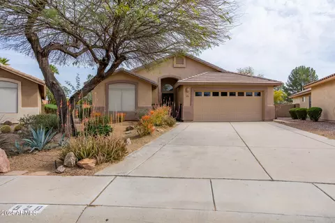 528 W Casa Mirage Ct, Casa Grande, AZ 85122