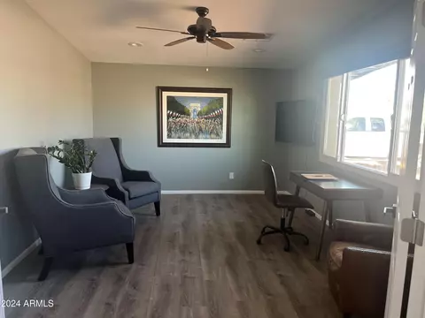 3815 E Shaw Butte Dr, Phoenix, AZ 85028 photo 13