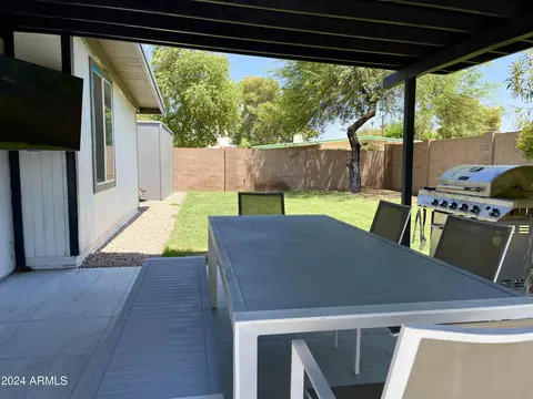 3815 E Shaw Butte Dr, Phoenix, AZ 85028 photo 12