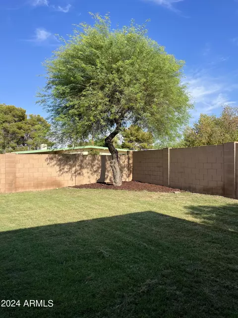 3815 E Shaw Butte Dr, Phoenix, AZ 85028 photo 18