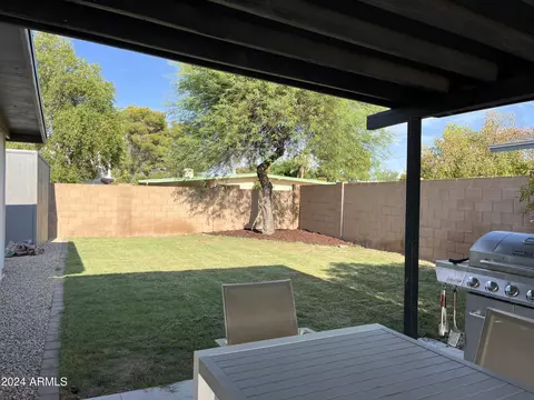 3815 E Shaw Butte Dr, Phoenix, AZ 85028 photo 17