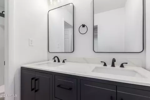 2738 E Windrose Dr, Phoenix, AZ 85032 photo 19