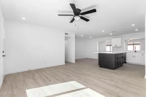 2738 E Windrose Dr, Phoenix, AZ 85032 photo 7