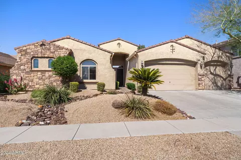 2118 W Red Range Way, Phoenix, AZ 85085