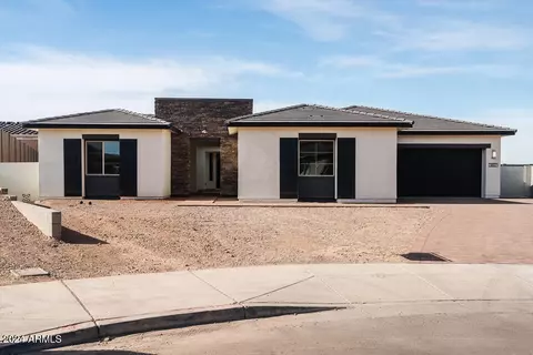 3807 W Lodge Dr, Laveen, AZ 85339