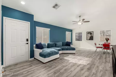 11344 W Hutton Dr, Surprise, AZ 85378