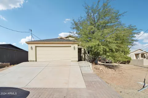8334 W Edwards St, Peoria, AZ 85345