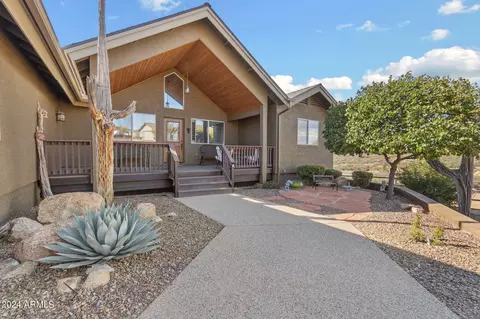 15706 E Sterling Spur Rd, Dewey, AZ 86327