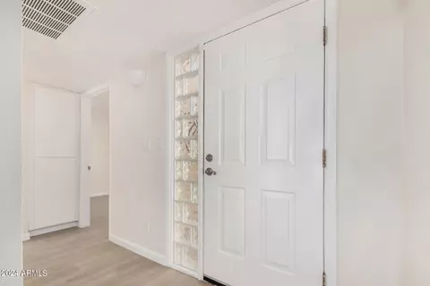 1010 E Cheryl Dr, Phoenix, AZ 85020 photo 11