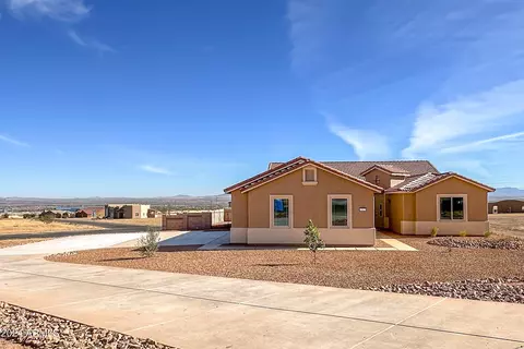 10327 S Saddlehorn Ct #LOT 47, Hereford, AZ 85615