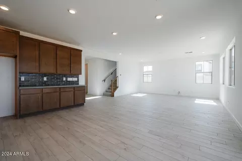 5922 S Boulder St, Gilbert, AZ 85298 photo 9