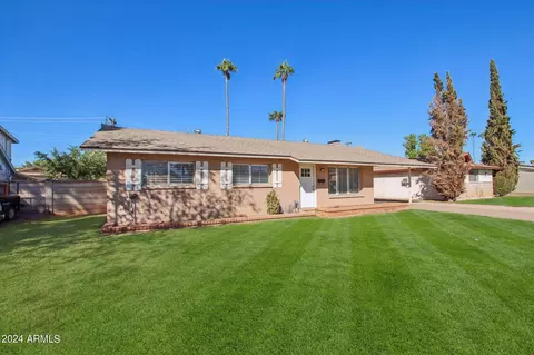 224 E Carter Dr, Tempe, AZ 85282 photo 3
