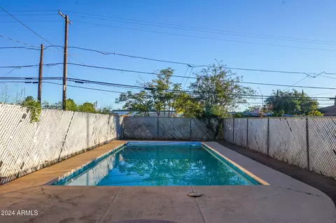 Exterior - 2051 E 11th St, Douglas, AZ 85607 photo 4 of 11