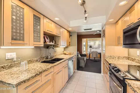233 E Angela Dr, Phoenix, AZ 85022 photo 8