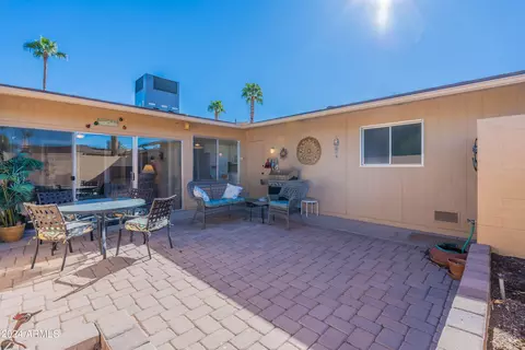 13425 W Desert Glen Dr, Sun City West, AZ 85375