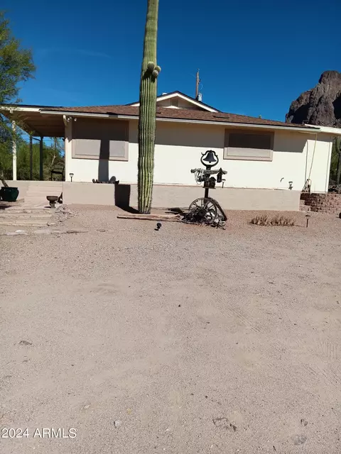 5851 E Singletree St, Apache Junction, AZ 85119