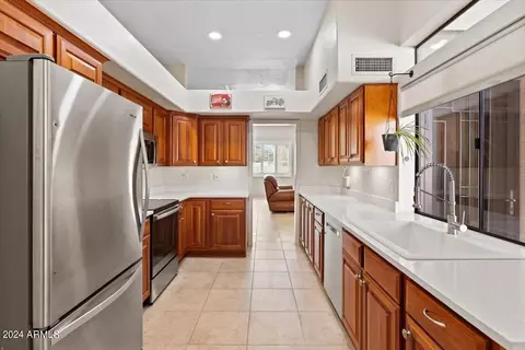 1003 E Mcnair Dr, Tempe, AZ 85283 photo 9