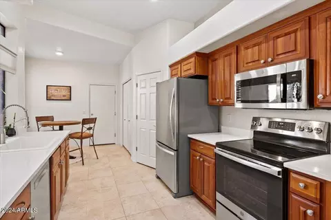 1003 E Mcnair Dr, Tempe, AZ 85283 photo 4