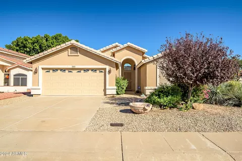 19401 N 75th Dr, Glendale, AZ 85308