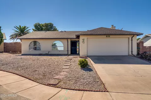 831 N Buckhorn Pl, Sierra Vista, AZ 85635