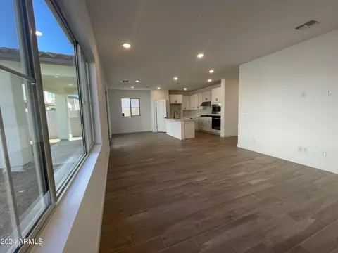 9226 E Sector Dr, Mesa, AZ 85212 photo 3