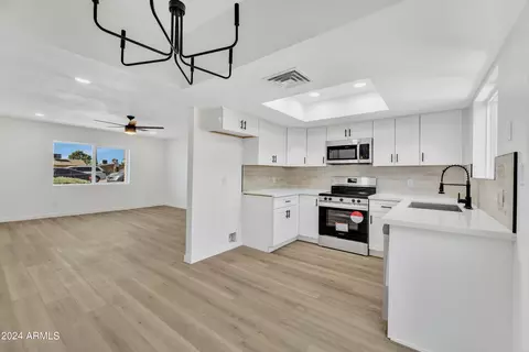 10411 N 11th Ave #27, Phoenix, AZ 85021 photo 8