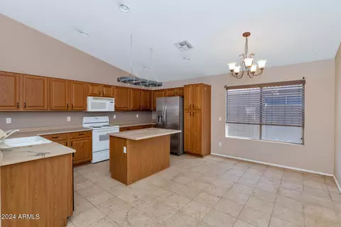 4044 S Summer Ct, Gilbert, AZ 85297 photo 7