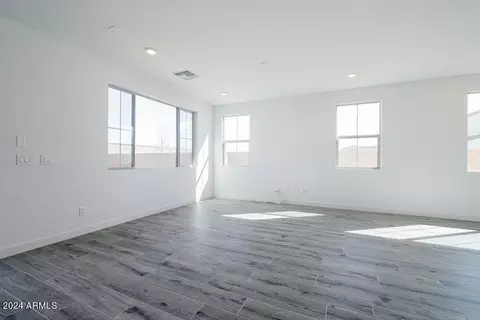 1462 E Tiffany Ct, Gilbert, AZ 85298 photo 9