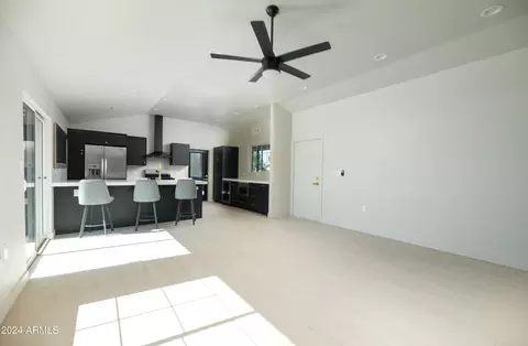 3323 E Cypress St, Phoenix, AZ 85008 photo 6