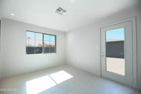 3323 E Cypress St, Phoenix, AZ 85008 photo 16
