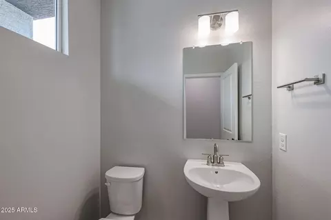 Bath - 2646 E Bluff Spring Ave, Apache Junction, AZ 85119 photo 4 of 4