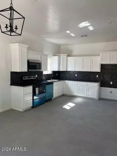 1005 E 15th St, Douglas, AZ 85607 photo 3