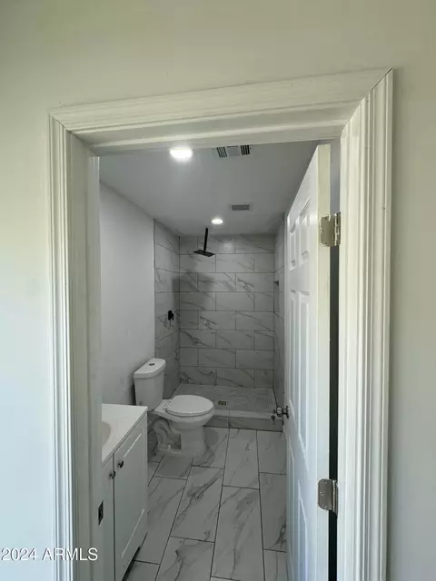 532 E Vogel Ave, Phoenix, AZ 85020 photo 13