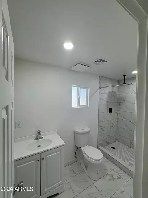 532 E Vogel Ave, Phoenix, AZ 85020 photo 6