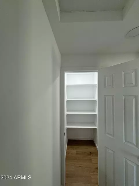 532 E Vogel Ave, Phoenix, AZ 85020 photo 7