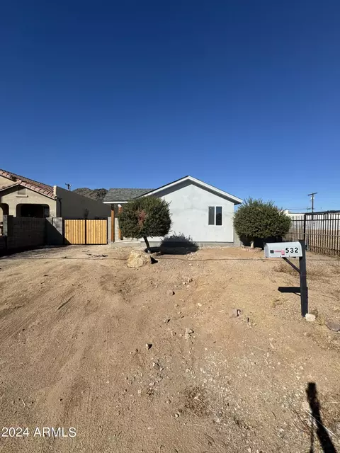 532 E Vogel Ave, Phoenix, AZ 85020 photo 3