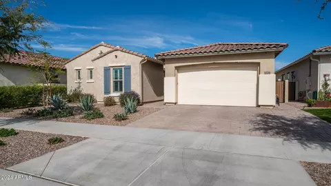 10714 E Thornton Ave, Mesa, AZ 85212