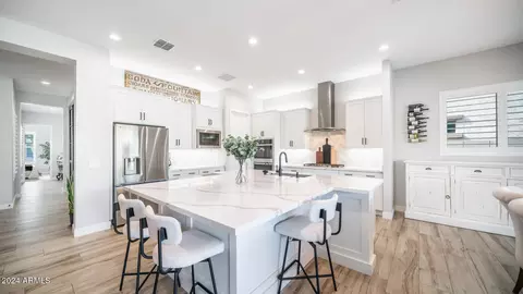 10714 E Thornton Ave, Mesa, AZ 85212 photo 3