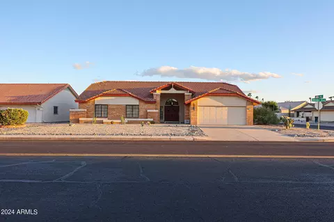 13351 W Meeker Blvd, Sun City West, AZ 85375