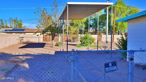 1324 N Center Ave, Casa Grande, AZ 85122