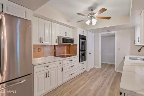 13403 N Cedar Dr, Sun City, AZ 85351