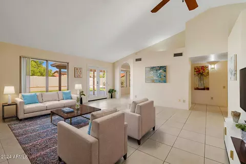 5654 E Fairfield St, Mesa, AZ 85205 photo 2