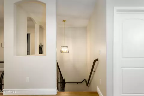 Entry Way - 1004 E Tempe Dr, Tempe, AZ 85281 photo 1 of 5